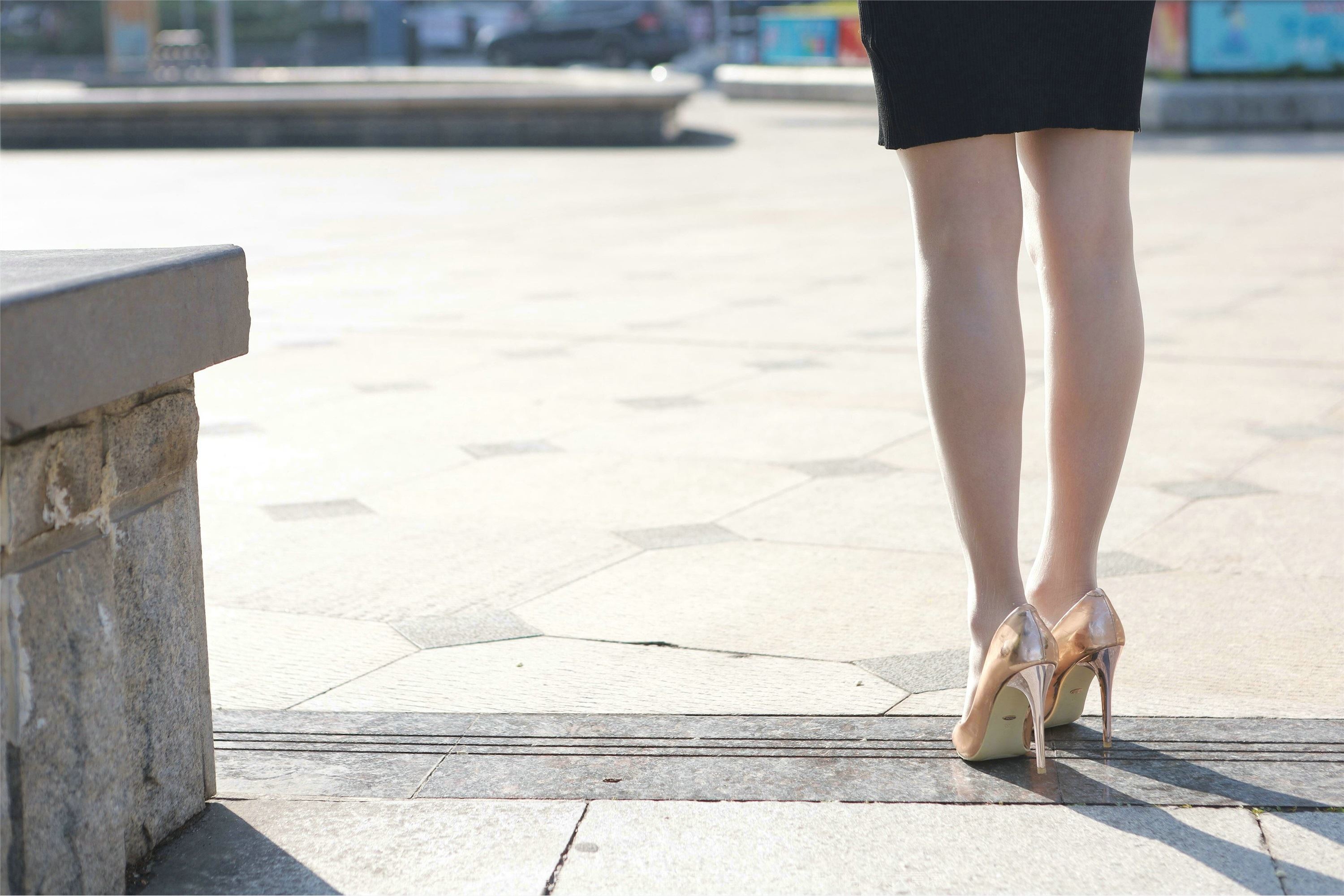 IESS异思趣向 2022.03.21 丝享家1035：婉萍《黑色包臀裙》